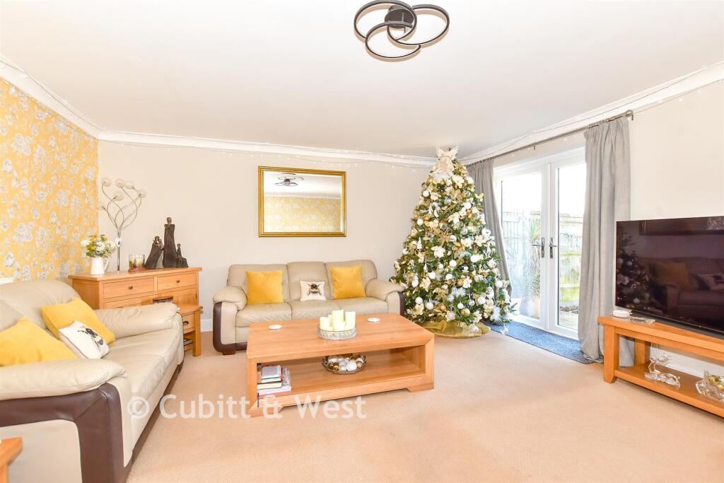 Main image of property: London Road, Horndean, Waterlooville, Hampshire