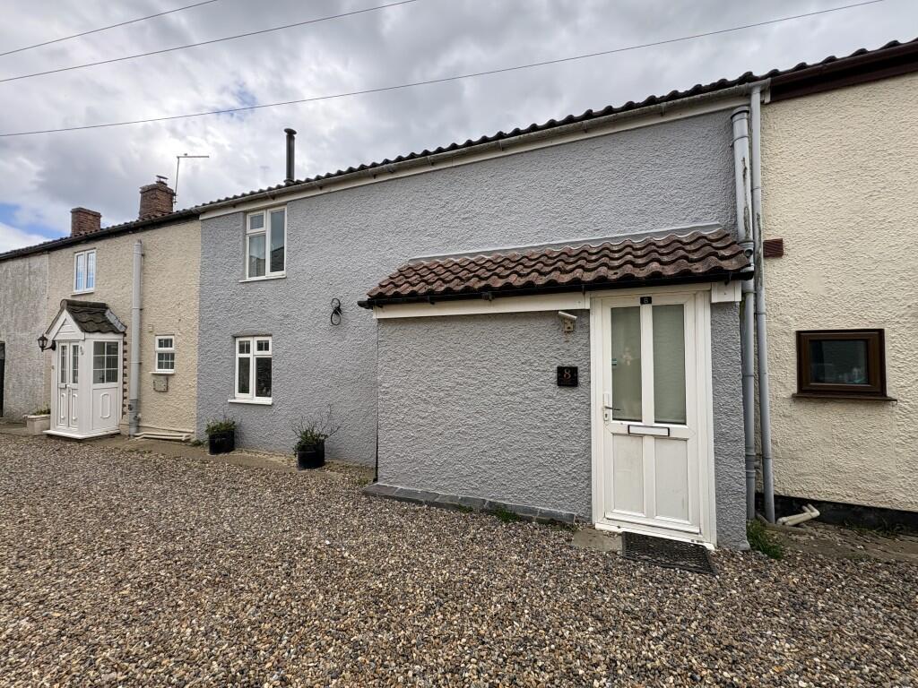 Main image of property: 8 Newport Cottages, Newport, Hemsby, Great Yarmouth, Norfolk NR29 4JS