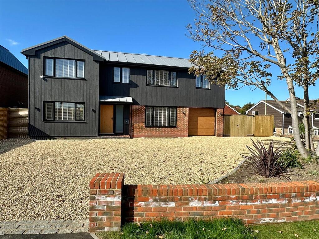 Main image of property: Lucerne Road, Milford on Sea, Lymington, Hampshire, SO41