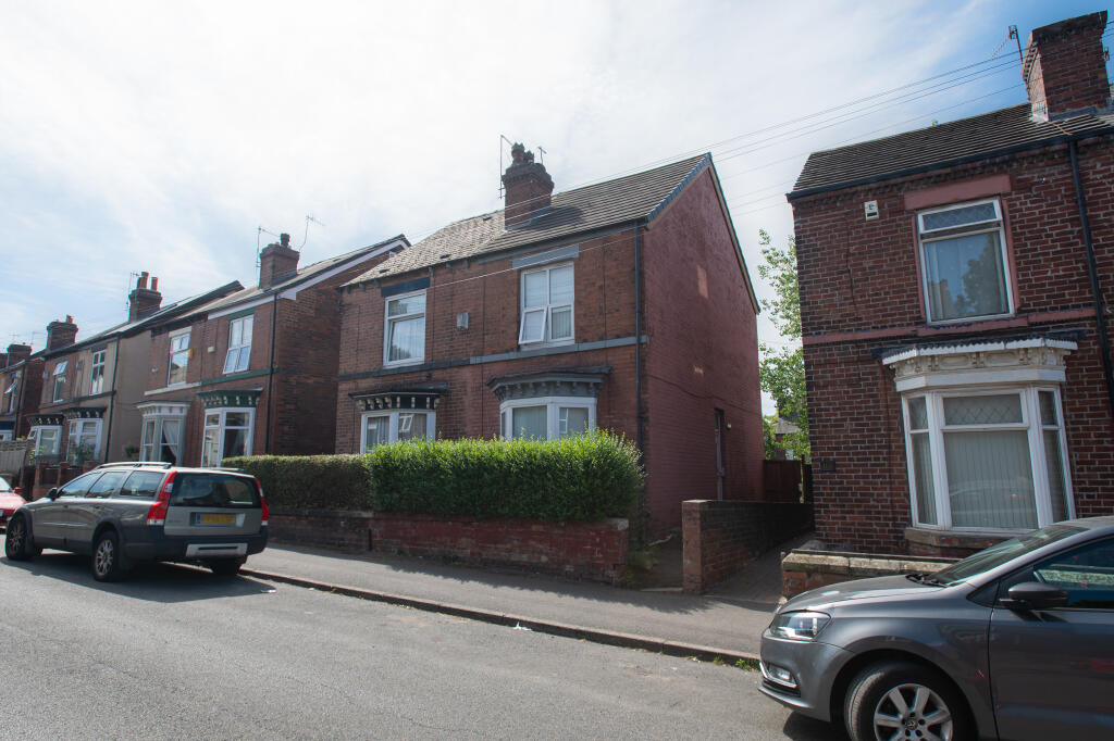 Firth Park Crescent, Sheffield, S5 photo 4