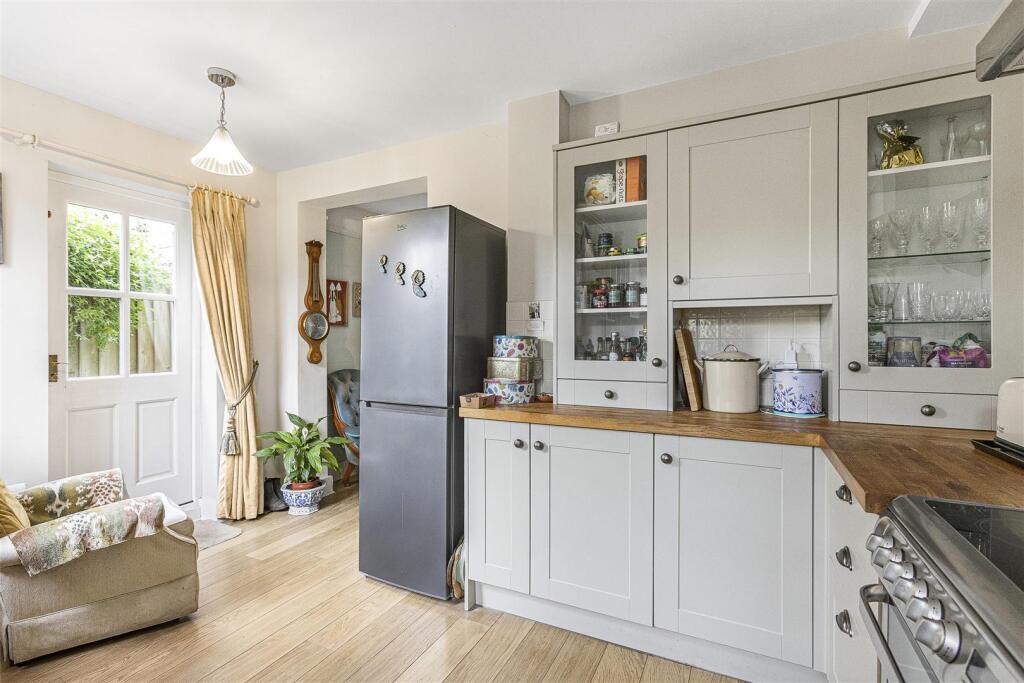 House in Hertford, Bengeo - View 4