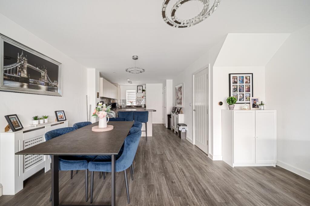 House in Dartford, Ebbsfleet Valley - View 4