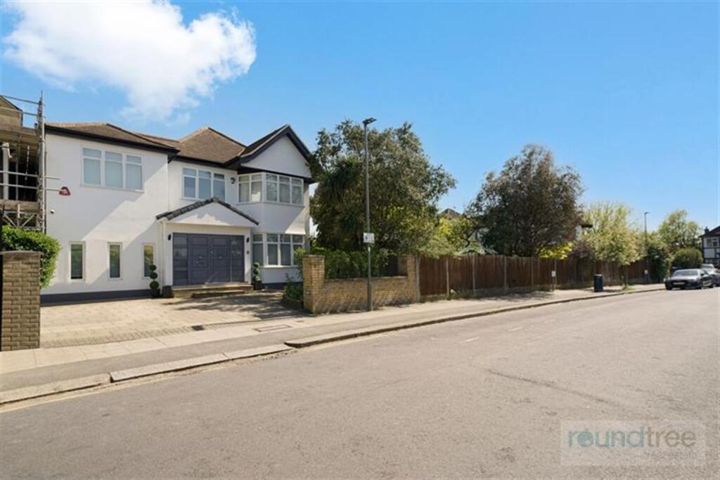 Main image of property: Edgeworth Crescent, Hendon NW4