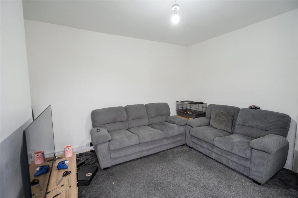 Heneage Road, Grimsby, Lincolnshire, DN32 photo 2