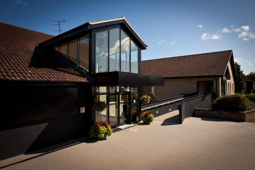 Main image of property: Matson Lane, Gloucester, Gloucestershire, GL4