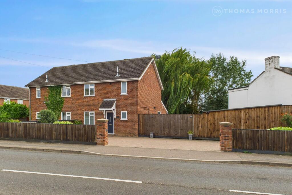 Main image of property: Richmond Close, Huntingdon, Cambridgeshire, PE29