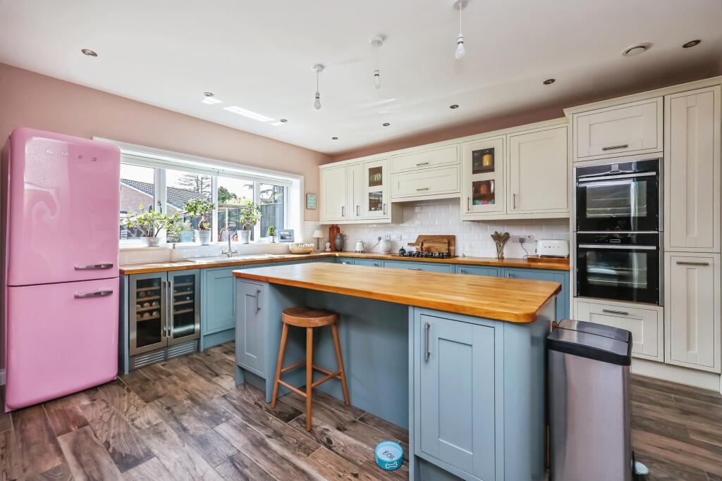 House in Broxtowe, Greasley - View 2