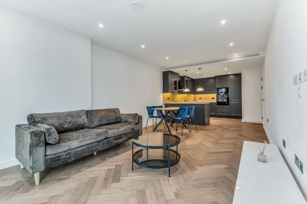 Main image of property: 6th floor, 3 Merino Gardens, London Dock, E1W
