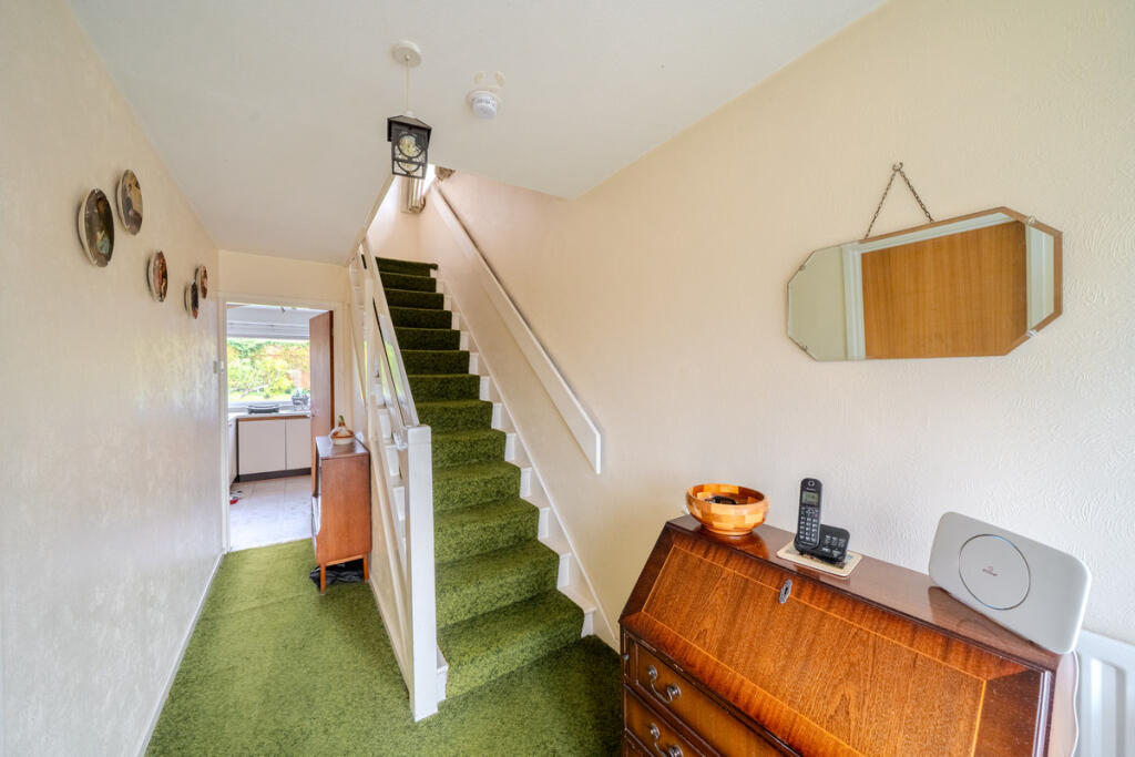 House in Newport - View 4