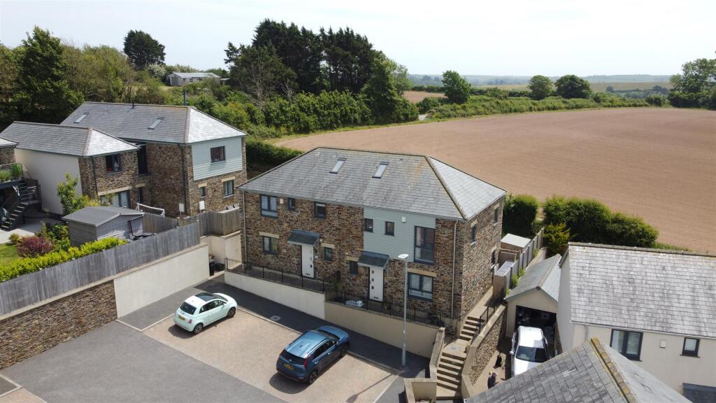 3-bed semi-detached on Langdon View, Wembury, £370,000
