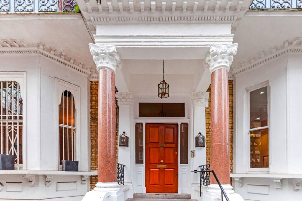 Main image of property: Vicarage Gate, Kensington, London, W8