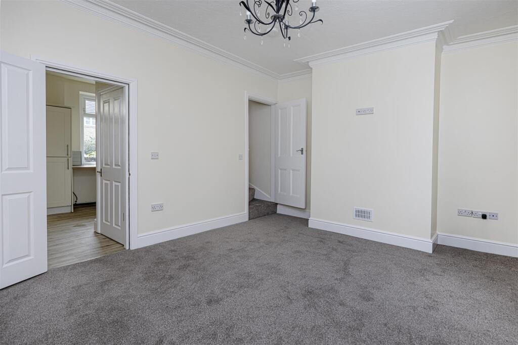 House in Kirklees, West Yorkshire - More