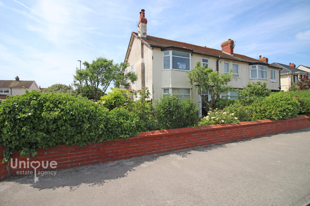 Main image of property: 32 Bispham Road, Thornton-Cleveleys, Thornton-Cleveleys, FY5