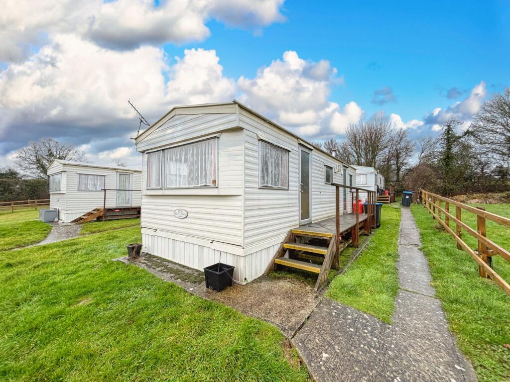 Main image of property: Jarves Farm, Whitewood Lane, South Godstone, RH9