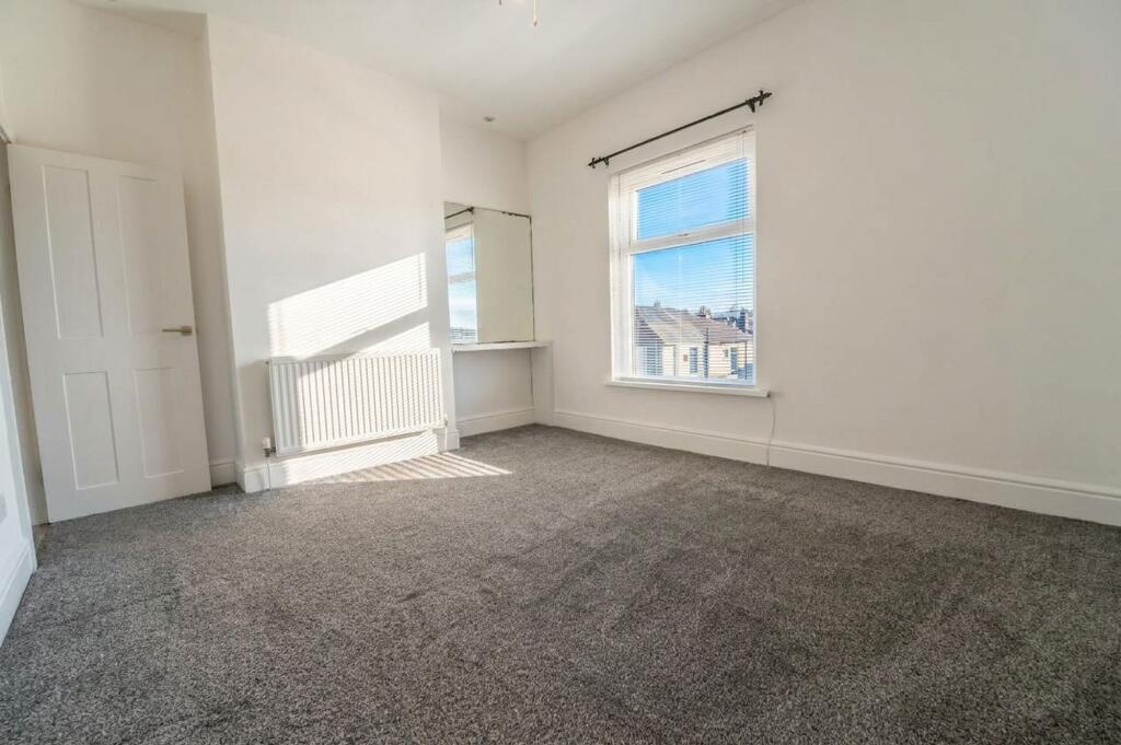 Alexandra Road, Kearsley, BL4 photo 5