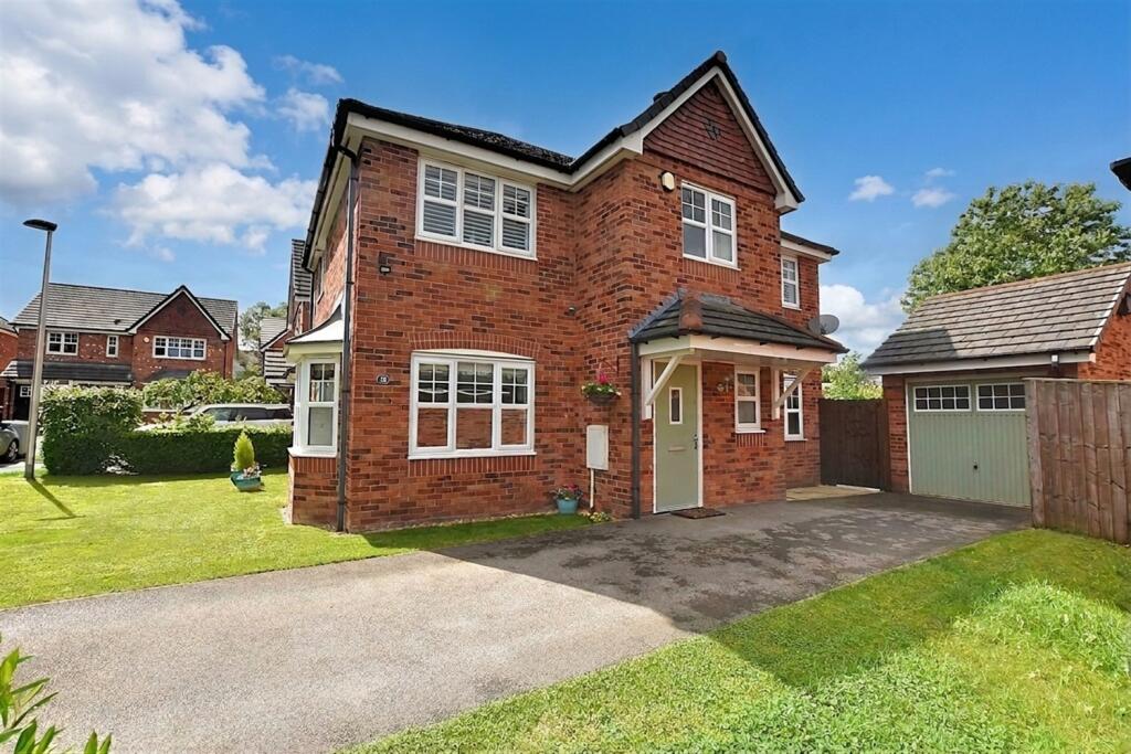 Main image of property: Wrenmere Close, Sandbach