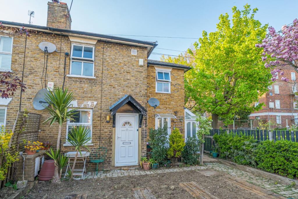 Main image of property: Allfarthing Lane, London, SW18