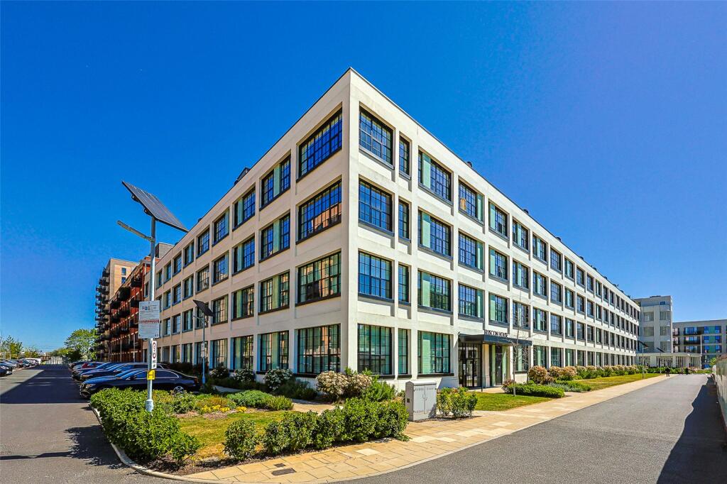 Main image of property: Carnation Gardens, Hayes, UB3