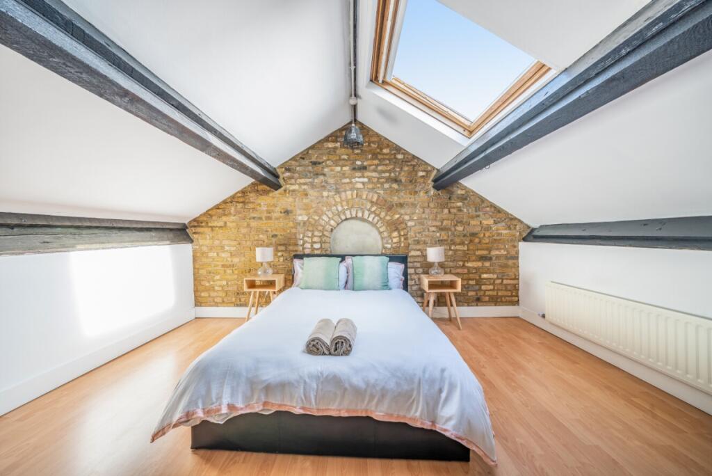 Apartment in London, Elmington Estate, Camberwell - View 4