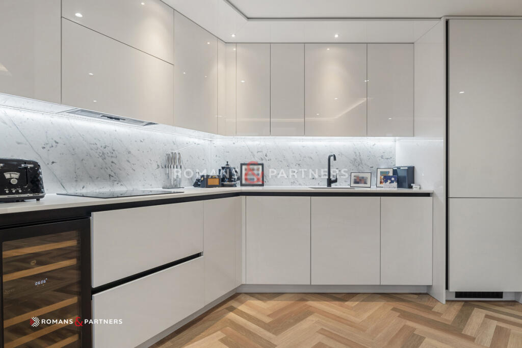 Apartment in London - View 4