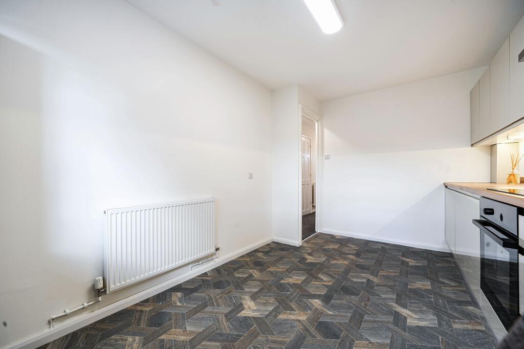 Apartment in Telford - More
