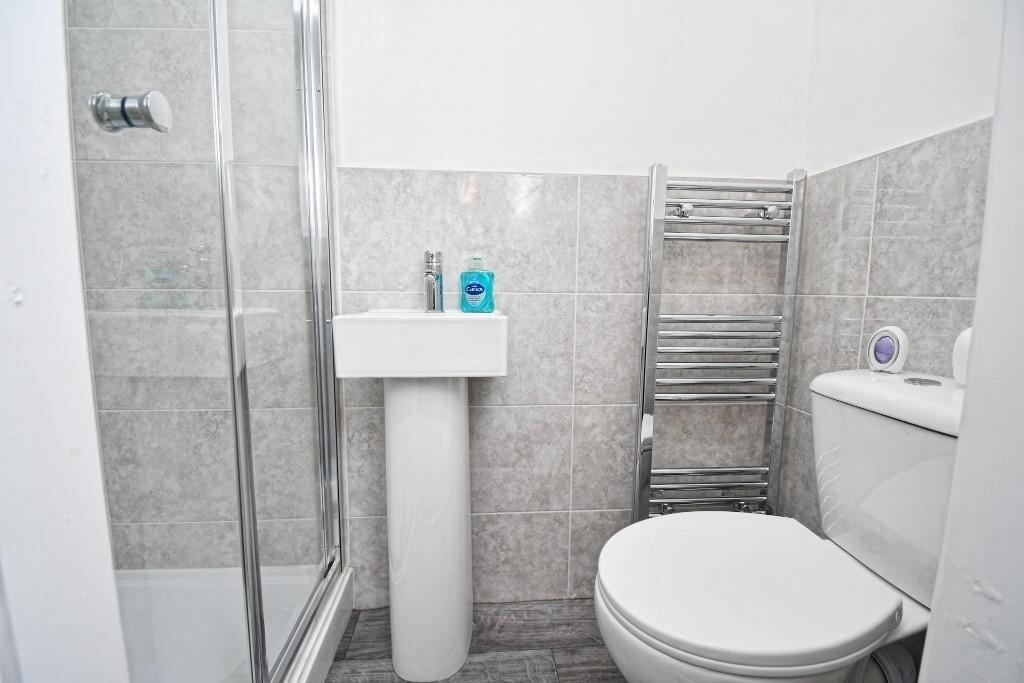 House in Burnley, Lancashire - View 5