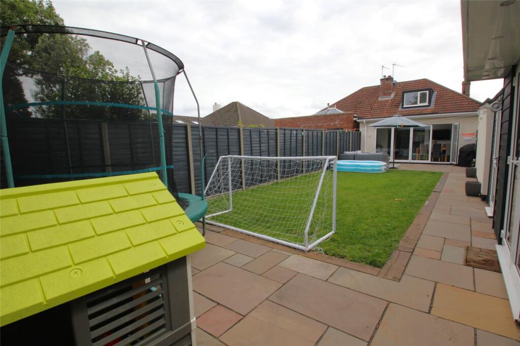 Place House Close, Fareham, Hampshire, PO15 photo 4