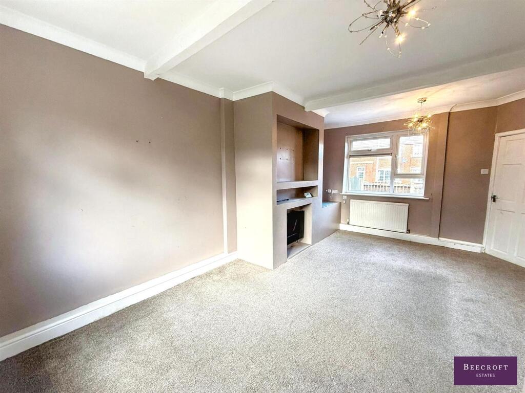 Pleasant Avenue, Great Houghton, Barnsley photo 4
