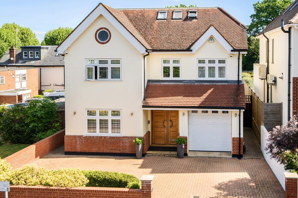 Main image of property: Church Crescent, Finchley, N3