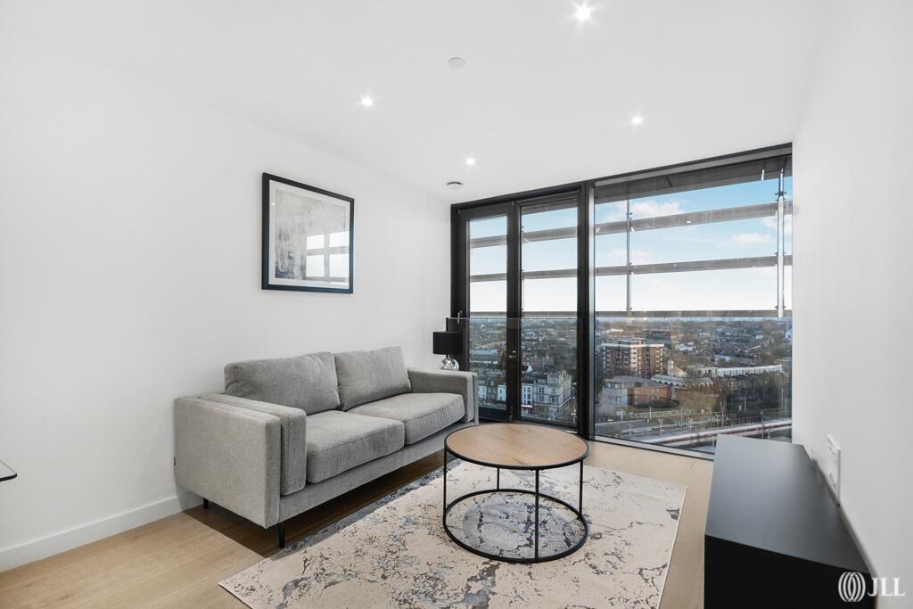 Main image of property: City North Place London N4