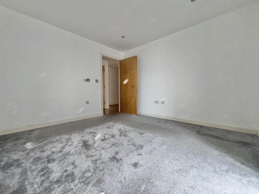 Millennium Tower, 250 The Quays, Salford, M50 photo 5