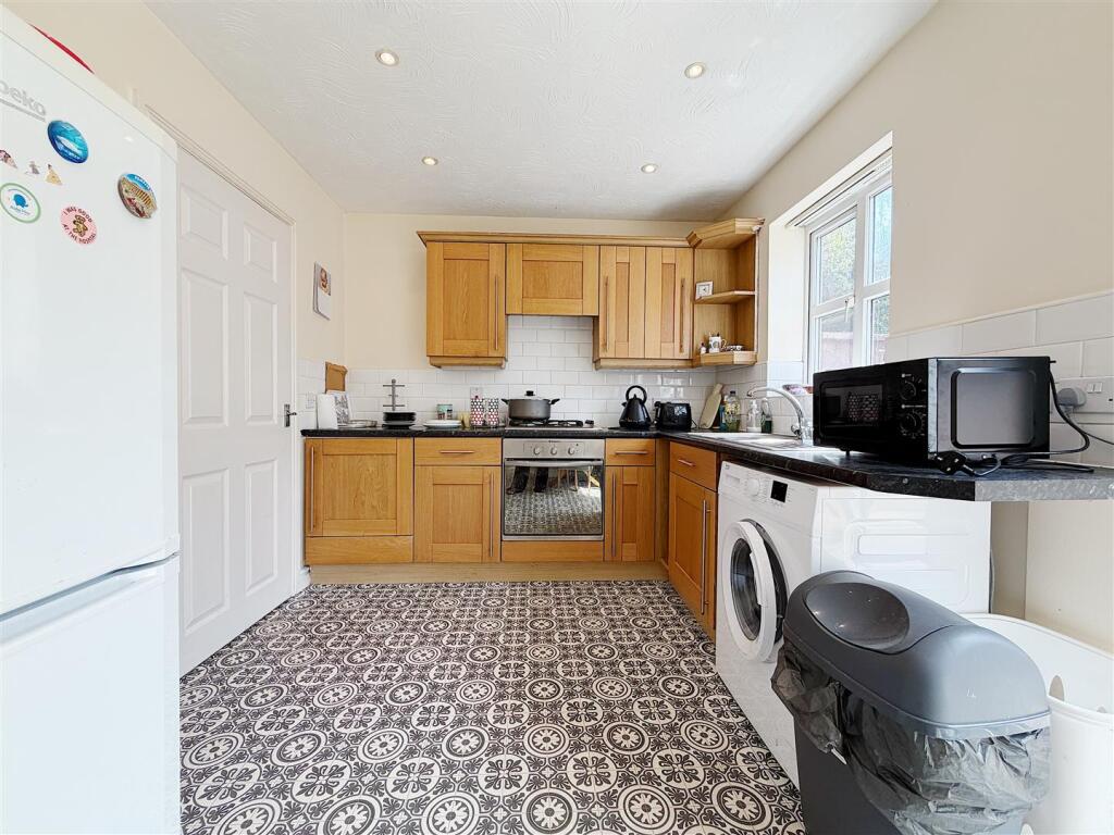 Beaumaris Close, Acrefair, Wrexham photo 2