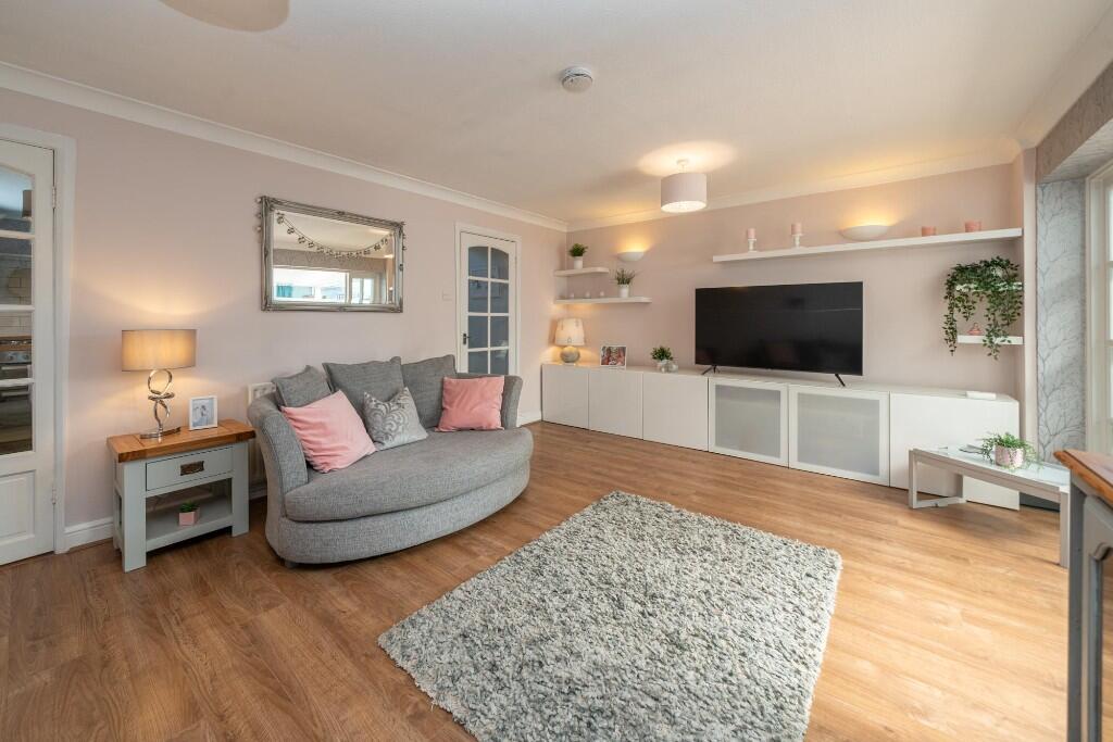 House in Dacorum, Berkhamsted - View 4