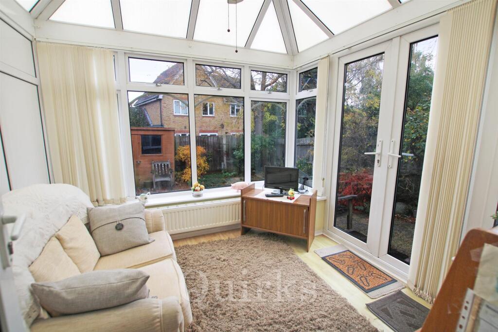 Archers Close, Billericay photo 4