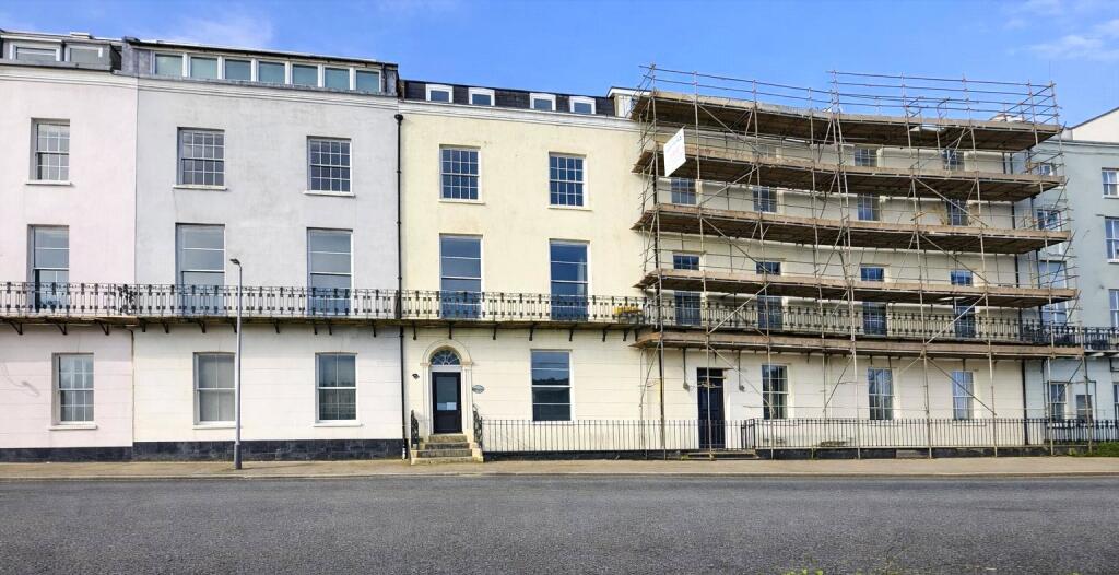 2-bed flat on The Croft, Tenby, Pembrokeshire, SA70, £325,000