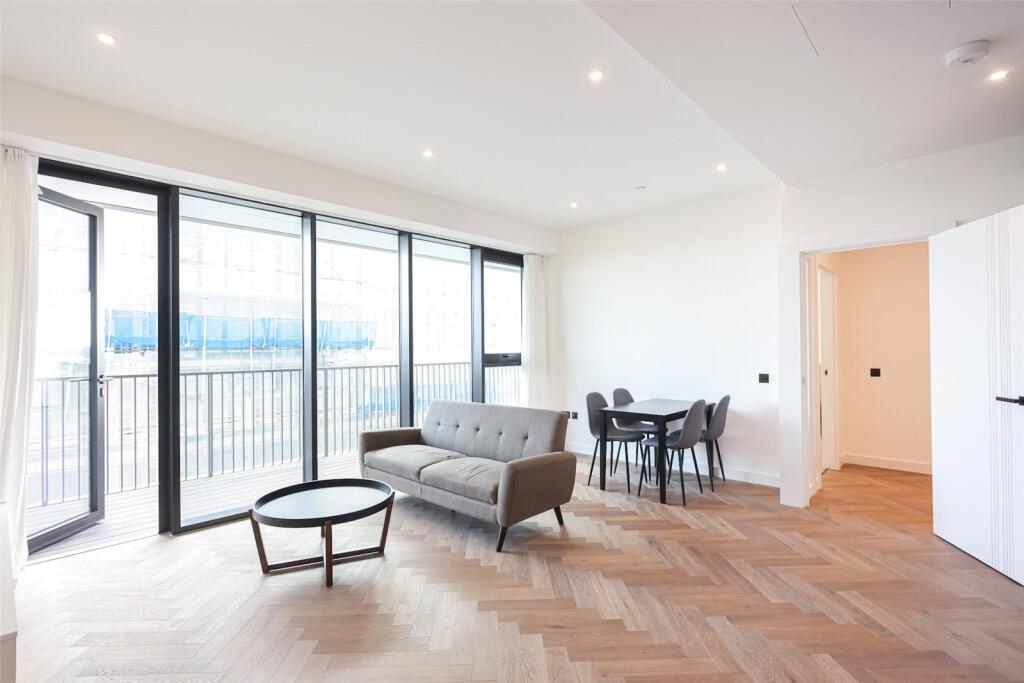 Main image of property: Merino Gardens, Wapping, E1W