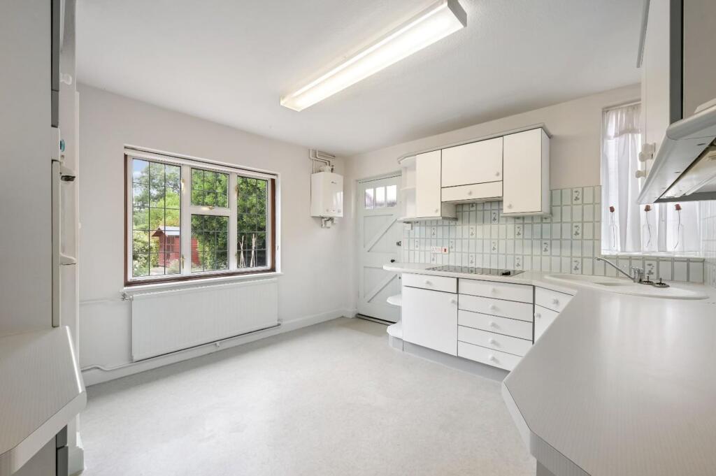 House in Epsom and Ewell, Epsom - View 5