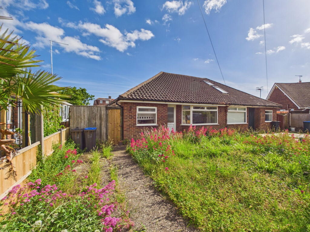 Main image of property: Stone Close, Worthing BN13 2AU