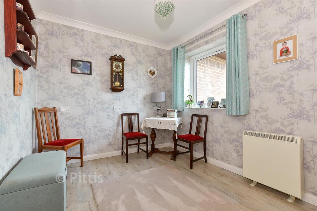 Apartment in Shanklin, Isle of Wight - More