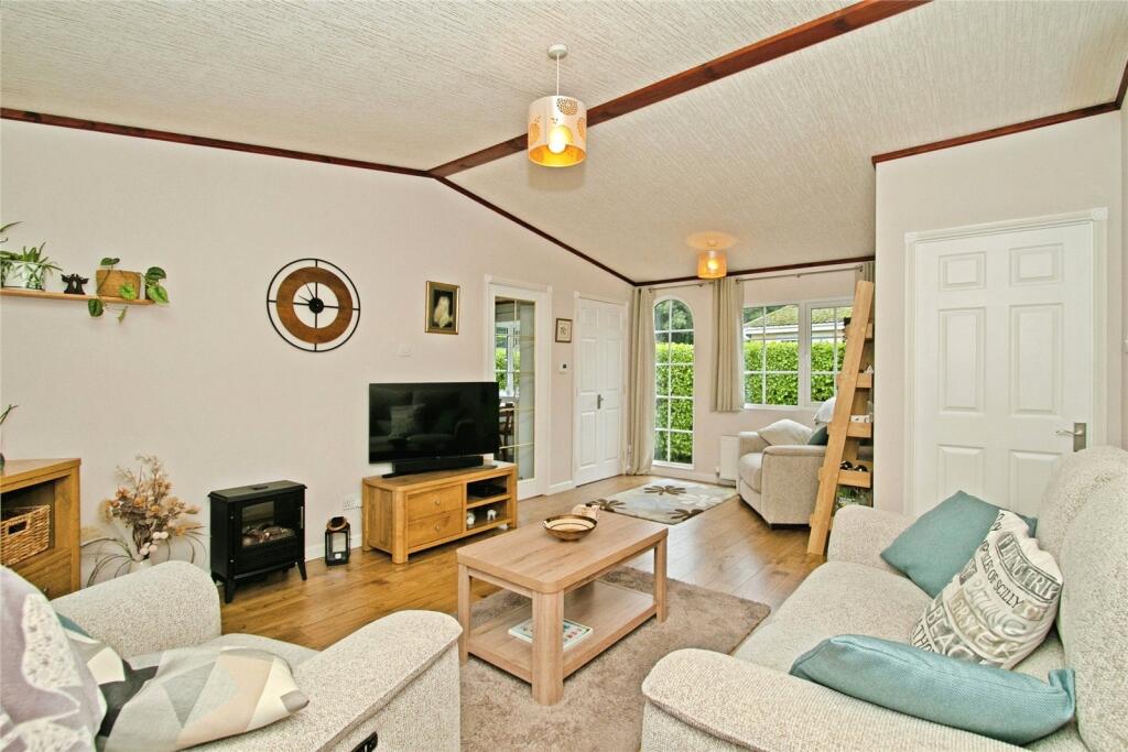 House in Truro, Ponsanooth - More
