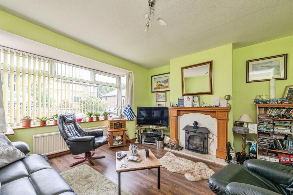 House in Huddersfield - View 4