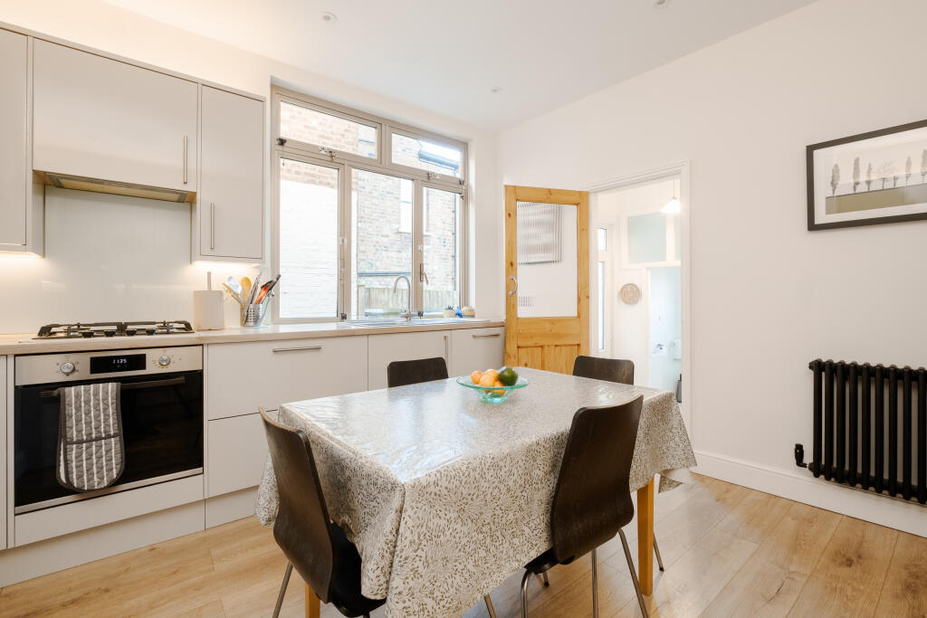 Greenham Road, London, N10 photo 3
