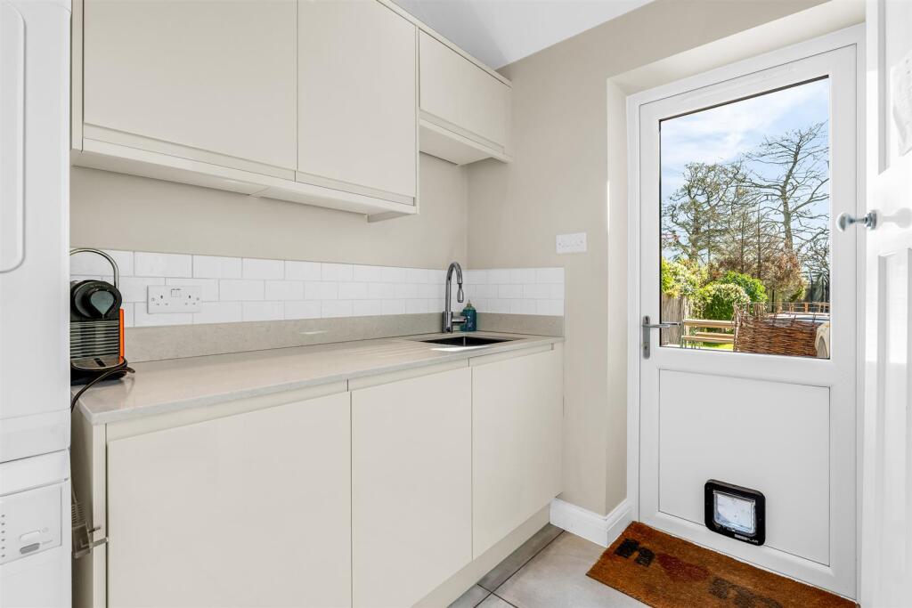 Additional image 13 of Handside Lane, Welwyn Garden City