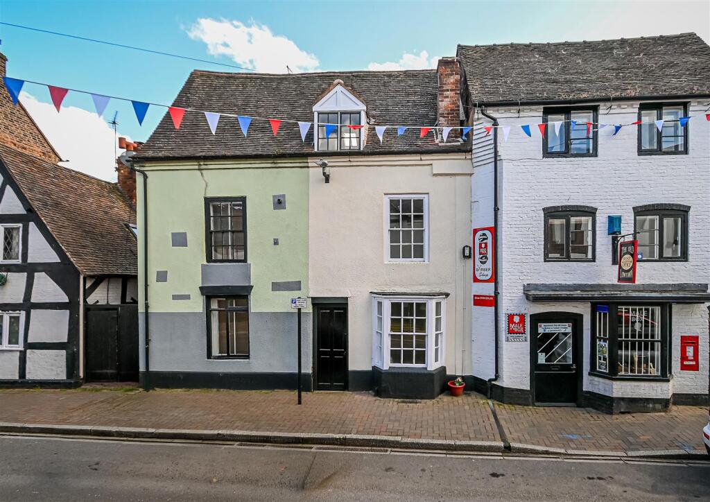 Main image of property: 10a Chequers Yard St. Johns Street, Bridgnorth