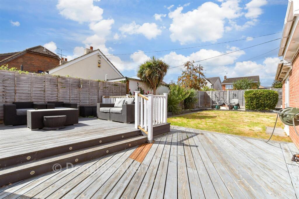 House in Basildon, Essex - View 2