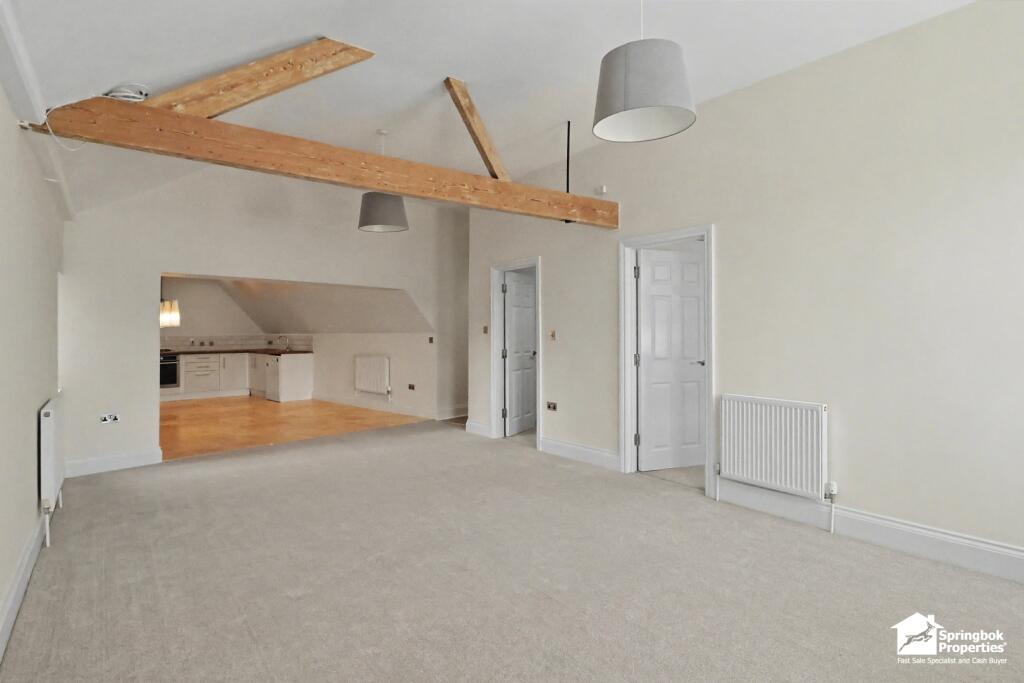 Marlborough Court, Westbury, Wiltshire – pohled 5