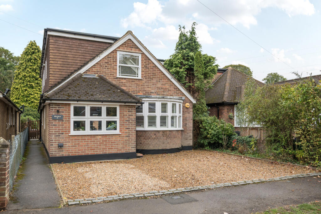 Main image of property: Winern Glebe, Byfleet, KT14