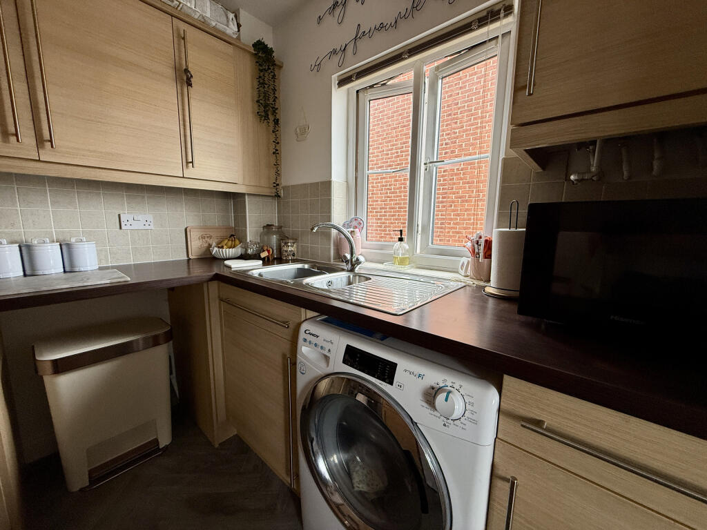 Apartment in Taunton - View 5