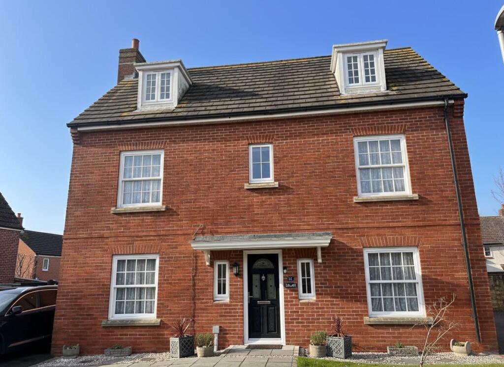 Main image of property: Hine Close, Gillingham