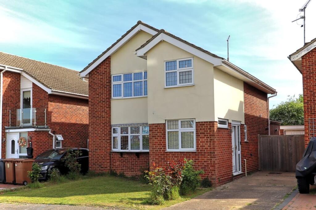 Main image of property: Mayne Crest, Springfield, Chelmsford, CM1